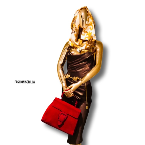 CHANEL 31 RUE CAMBON 1980โs double pendant chain - Picture 7 of 15